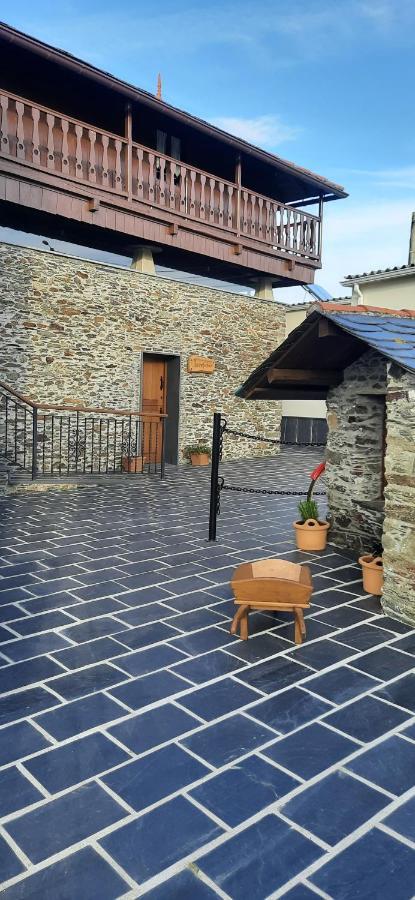 El Rato Apartamentos Rurales Навия Экстерьер фото