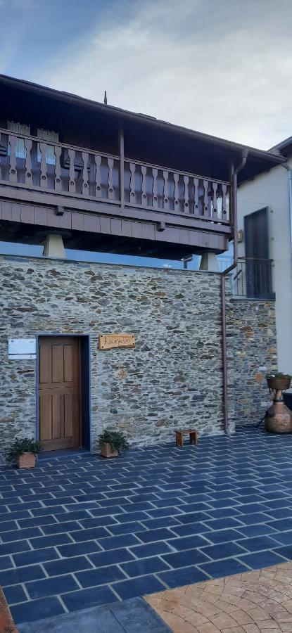 El Rato Apartamentos Rurales Навия Экстерьер фото